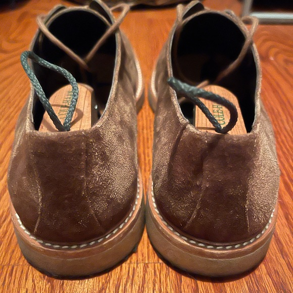 Men’s To Boot New York shoes in size 11.